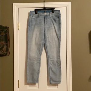 Gap True Skinny Jeans
